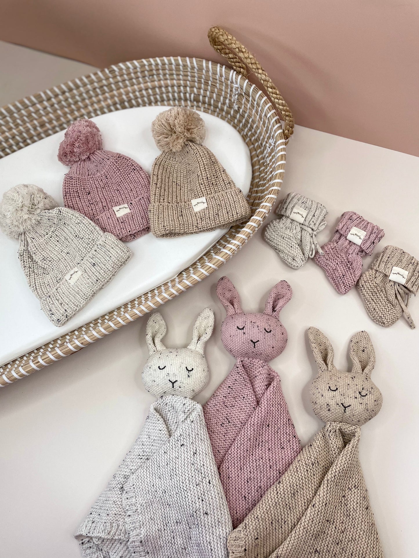 SPECKLED COOKIE COMFORTER
