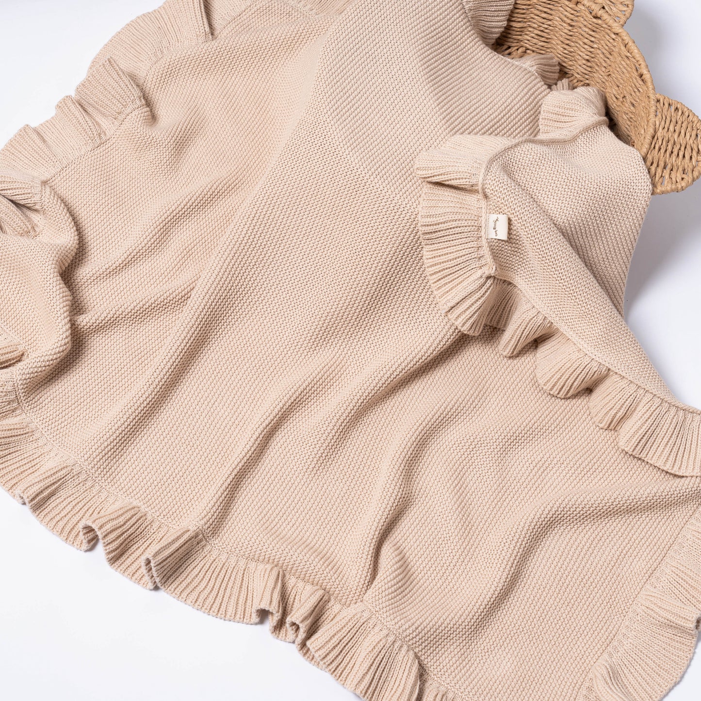 RUFFLE KNIT BLANKET - BISCUIT