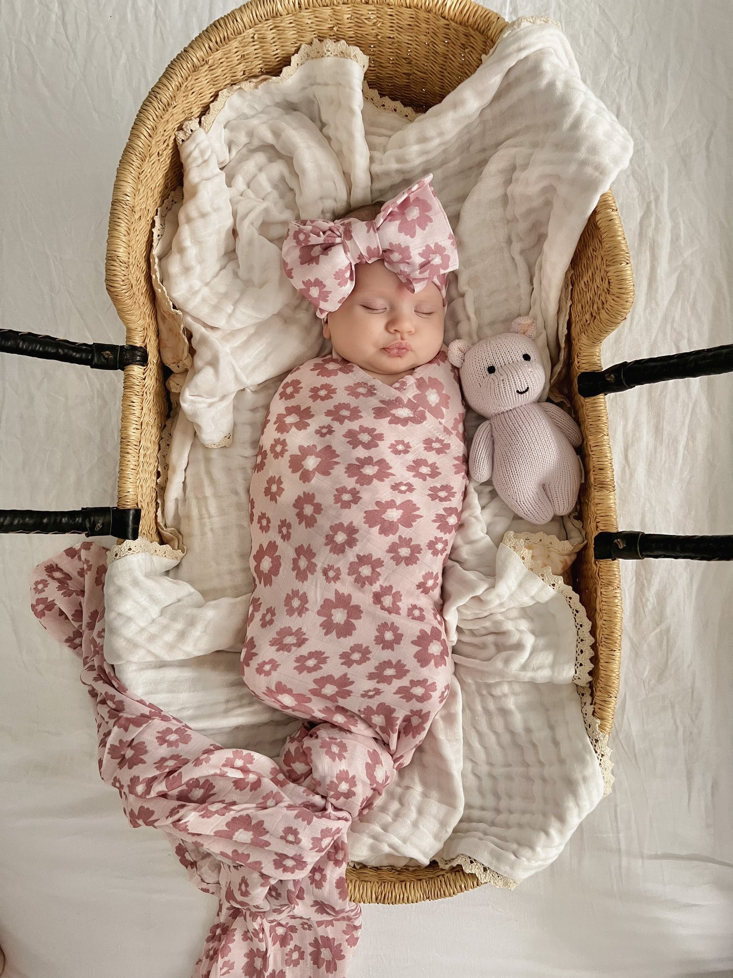 JERSEY SWADDLE - PINK DAISY