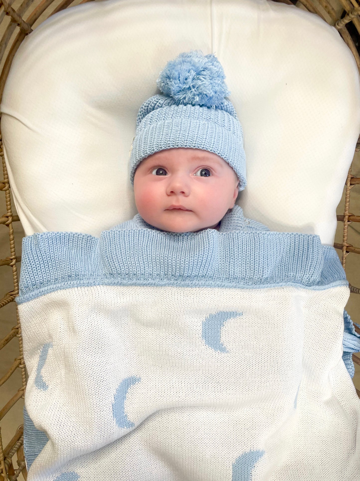 BEANIE - SKY BLUE