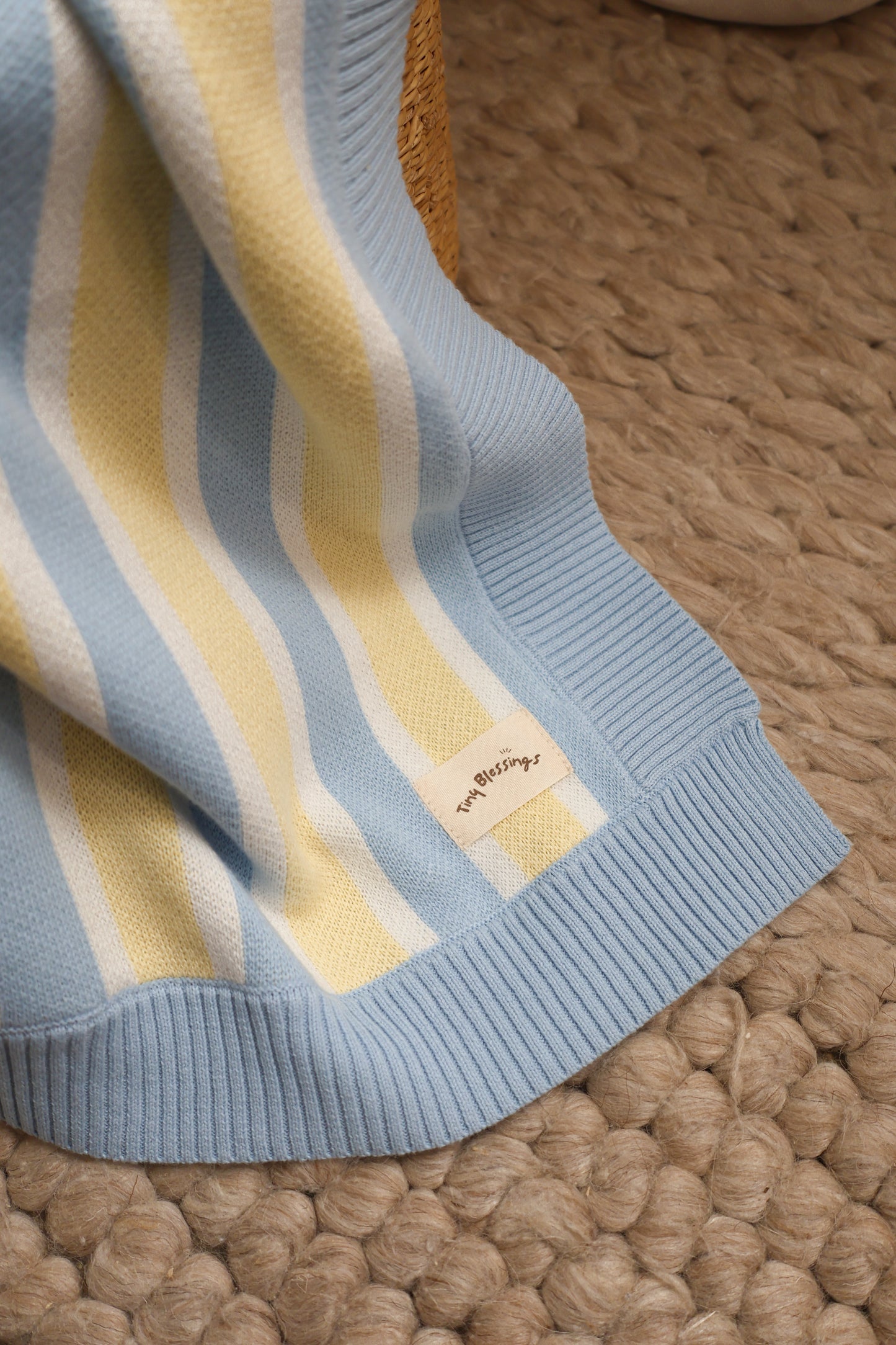 KNIT BLANKET - LITTLE DREAMERS