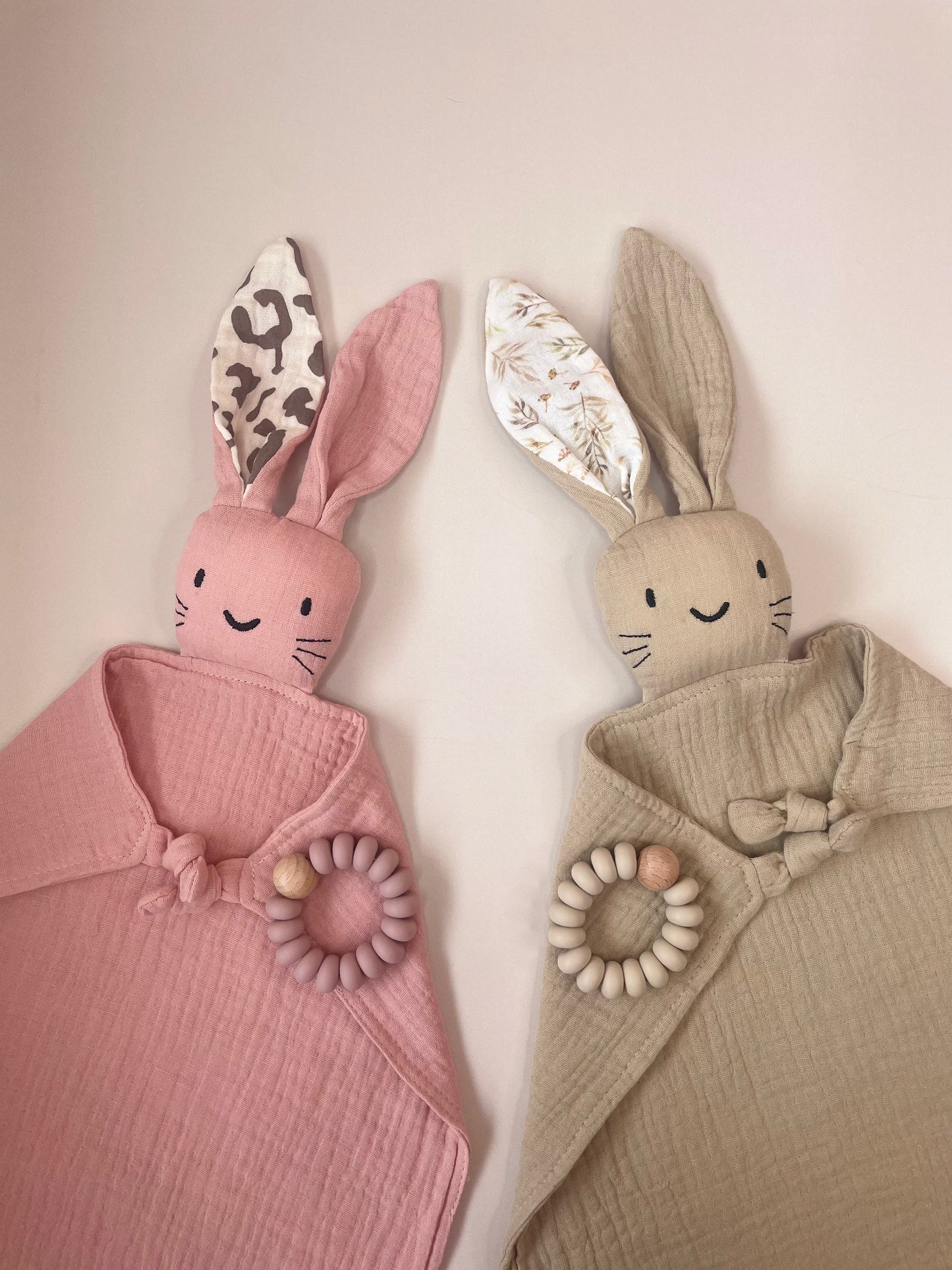 BEIGE BUNNY COMFORTER